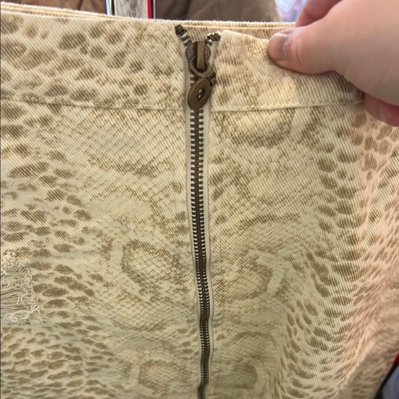 Animal Print Mini Skirt with Front Zipper - Picture 3 of 4